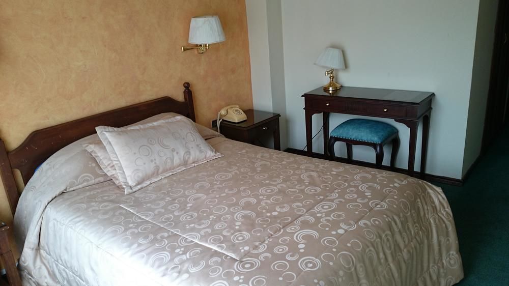 Hotel Florida Ambato Exterior photo